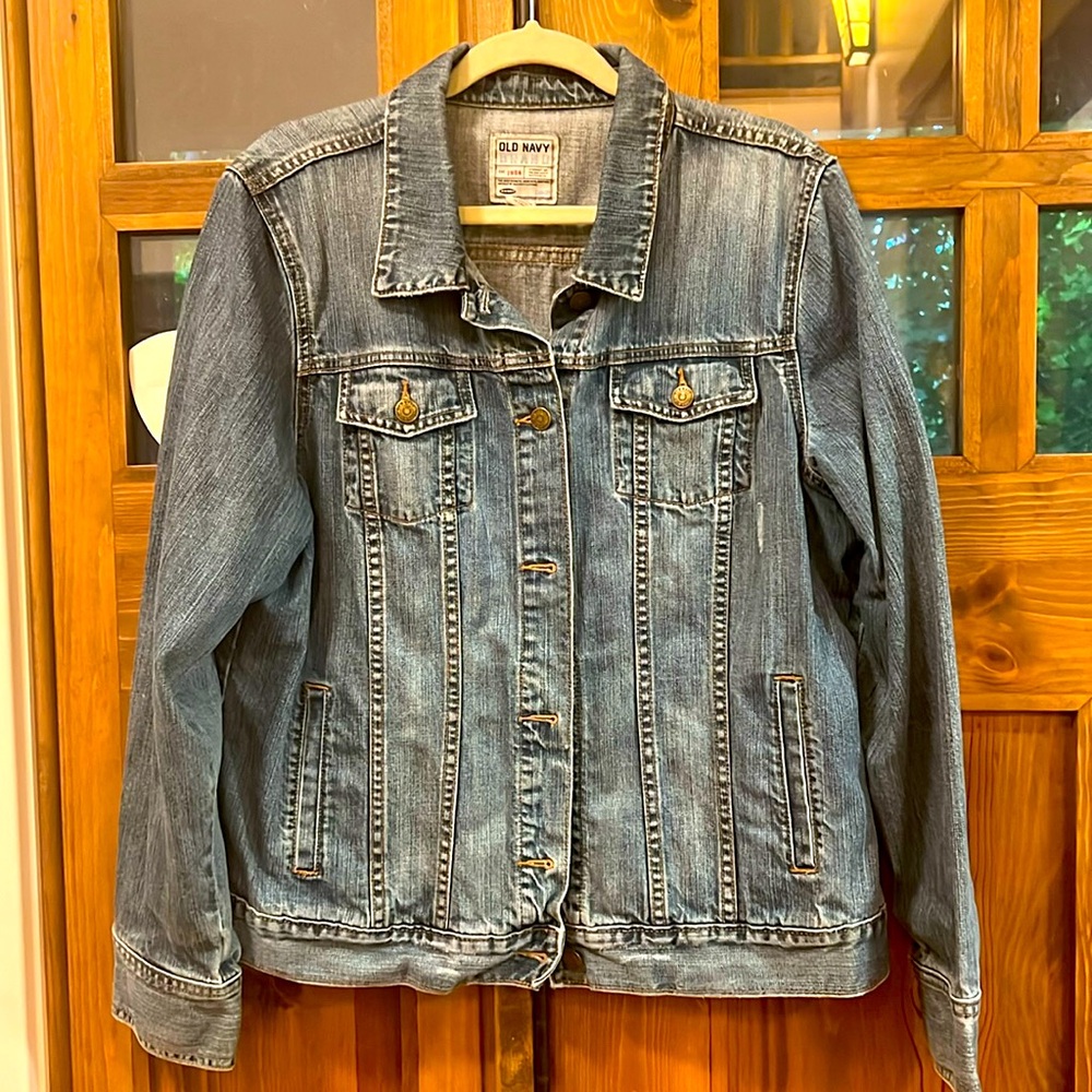 Vintage Old Navy Jean Jacket 🩵